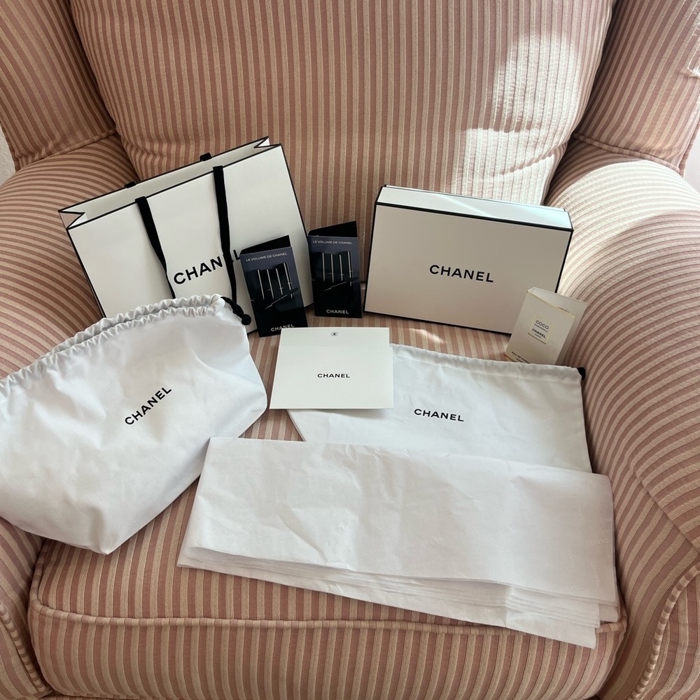 GWP CHANEL ITEMS!